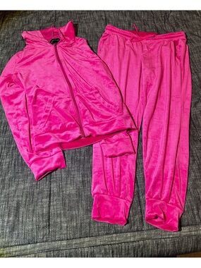 Women’s Hot Pink Velour Track Pants & Zip Hoodie Set